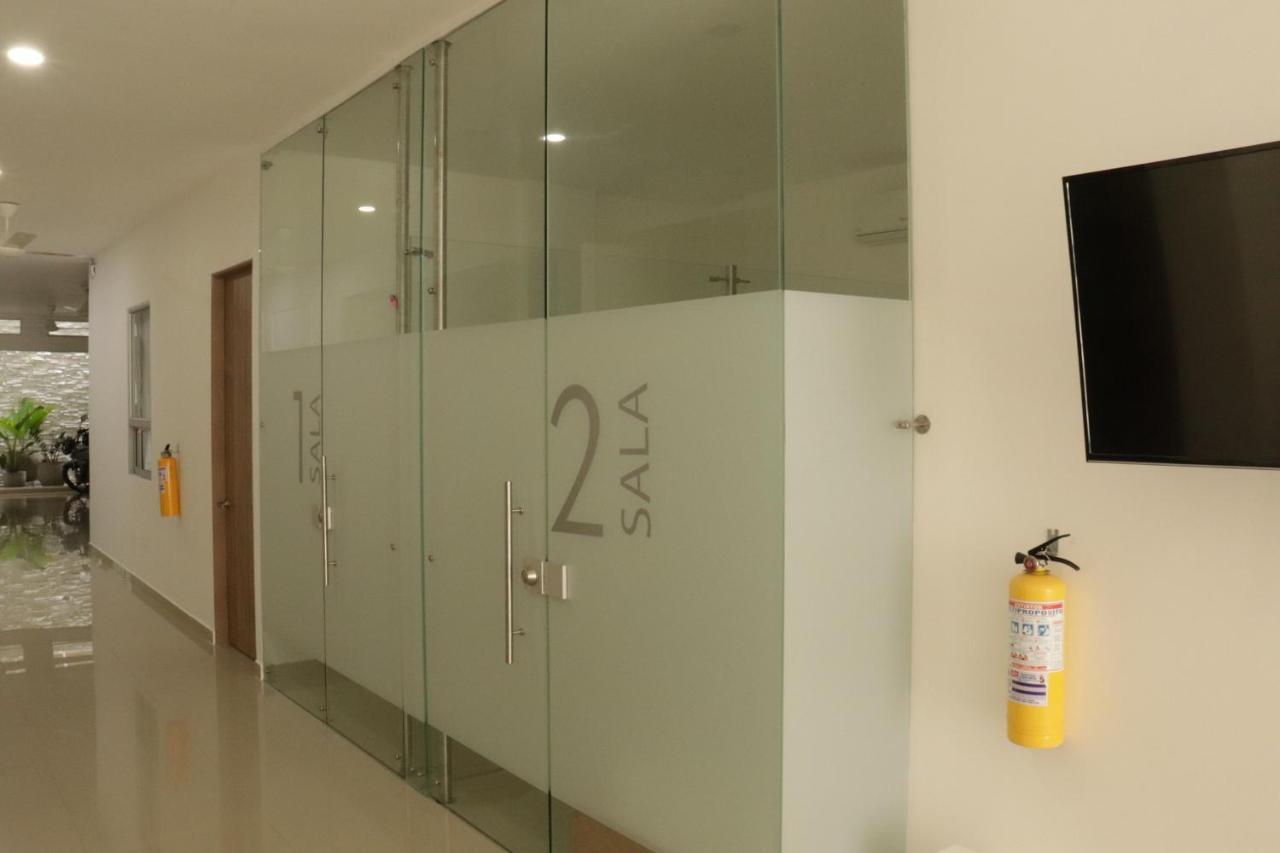 Hotel Centro Монтерия Экстерьер фото