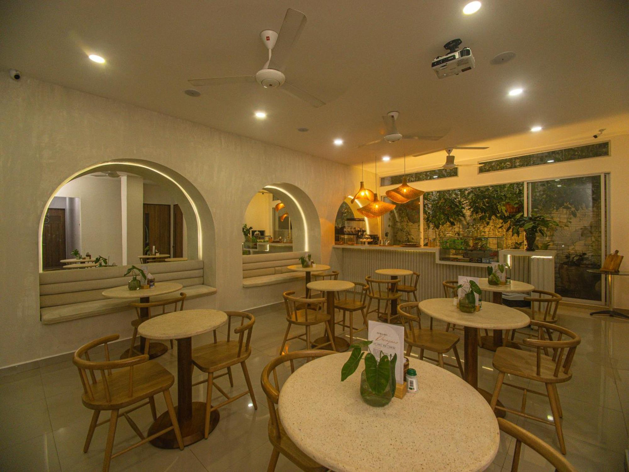 Hotel Centro Монтерия Экстерьер фото